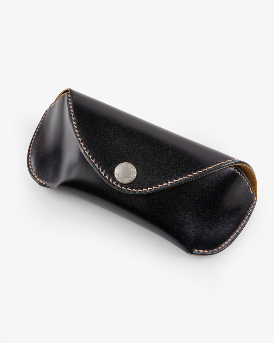 Gizemo Leathers Shell Cordovan Glasses Case - Black – Iron Heart