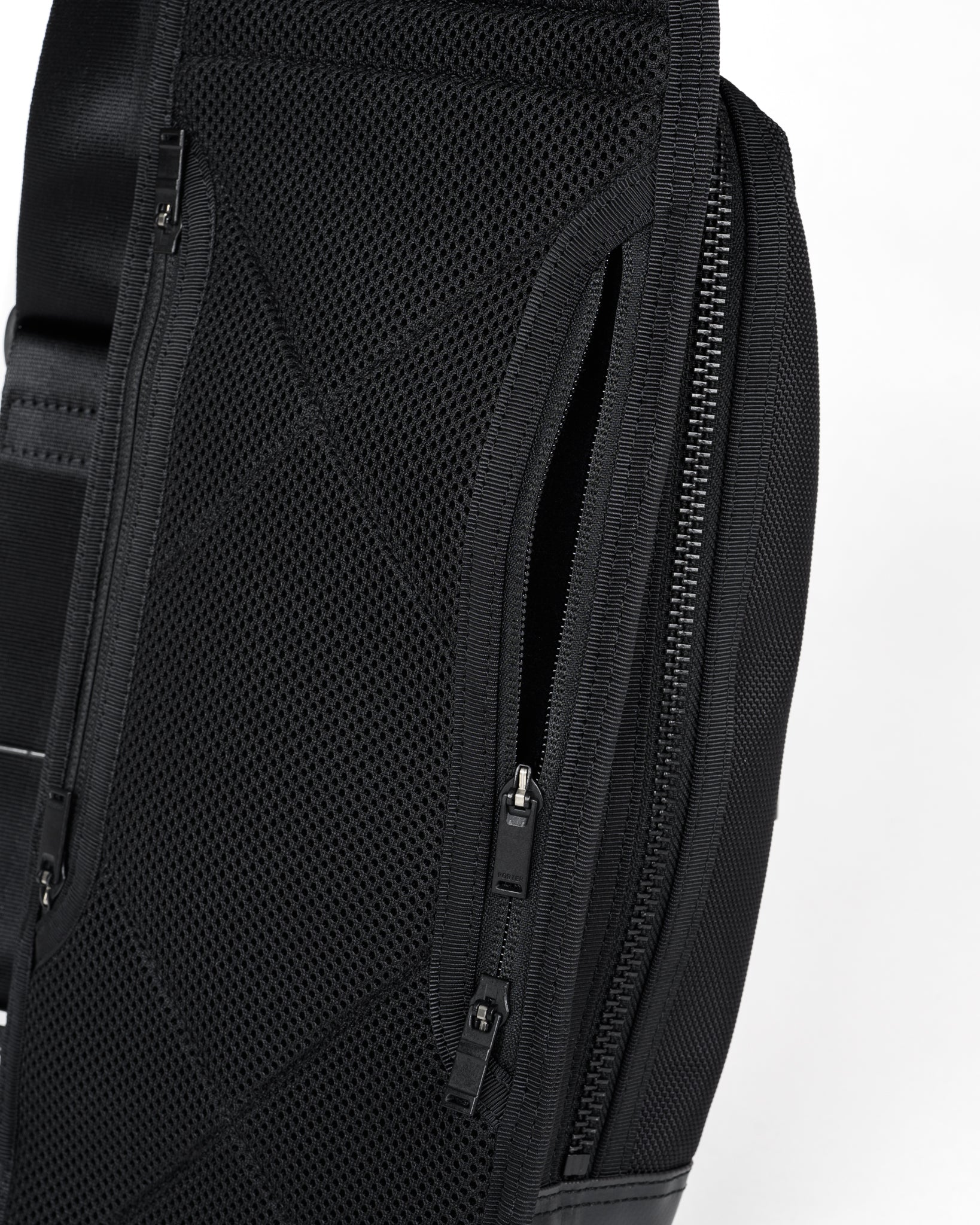 Porter - Yoshida & Co. - Heat Sling Shoulder Bag - Black – Iron Heart