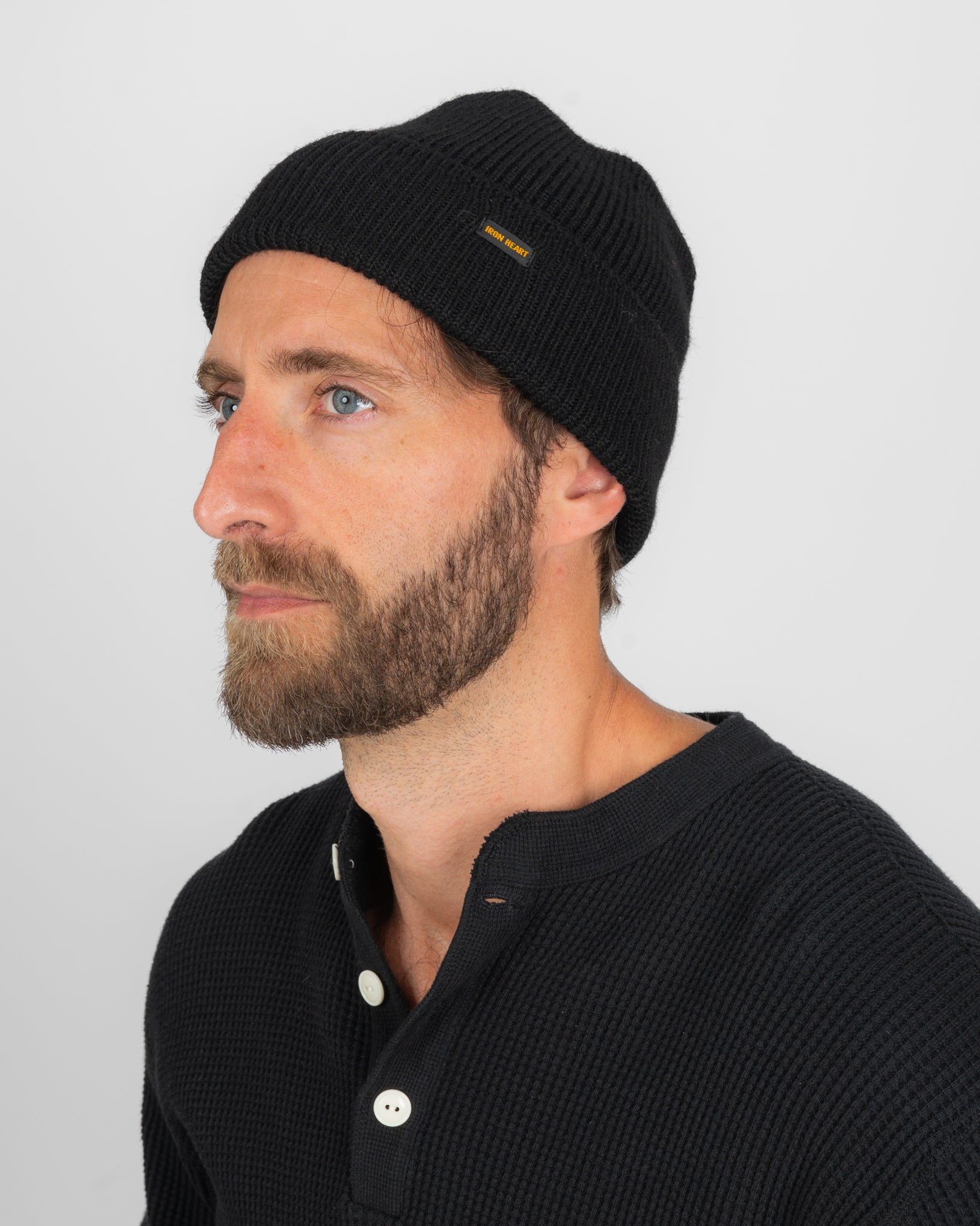 100% Wool Ribbed Beanie - Black