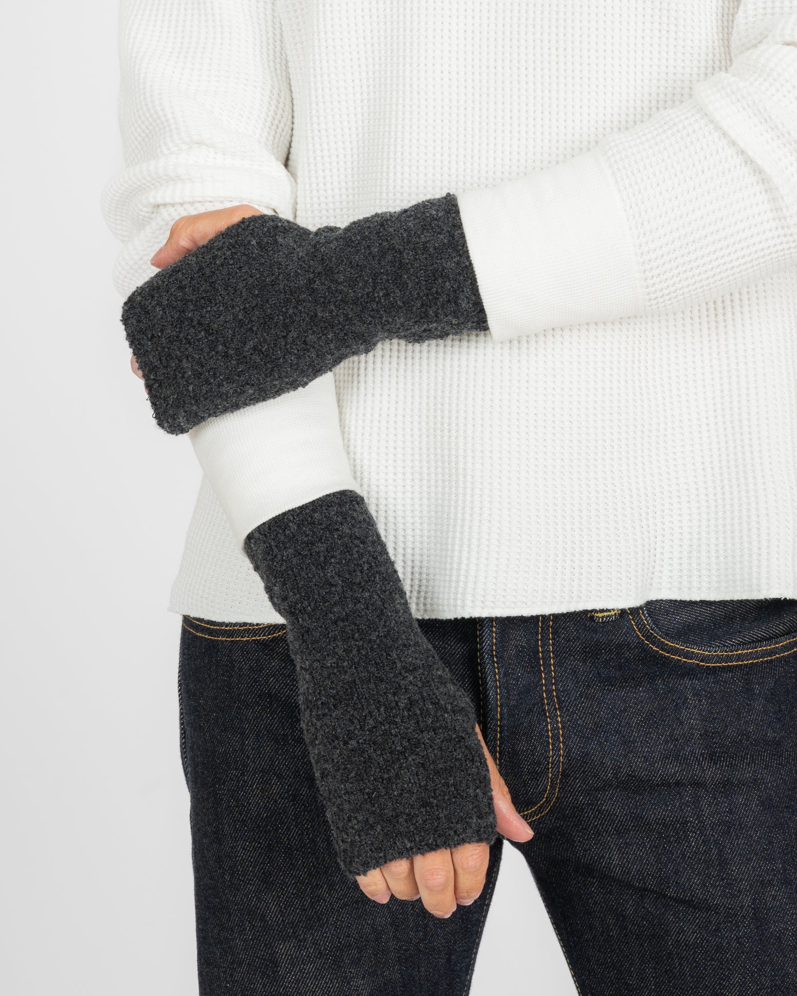 ROTOTO - Seamless Hand Warmer - Charcoal