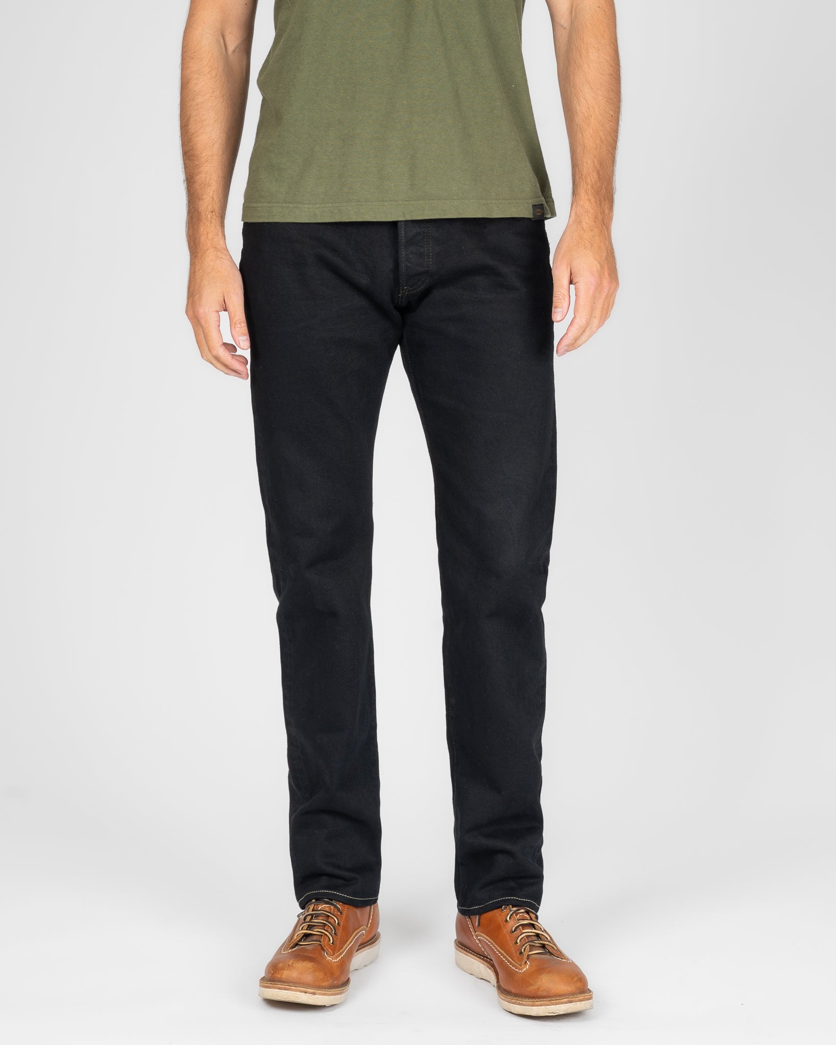 14oz Selvedge Denim Relaxed Tapered Cut Jeans - Indigo Overdyed Black