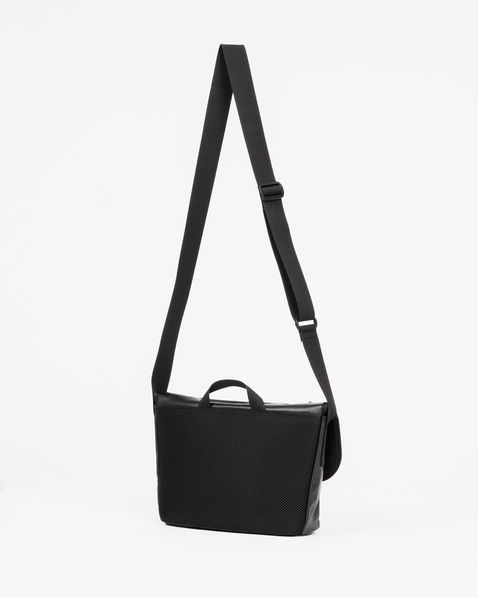 Porter - Yoshida & Co. - Aloof Messenger Bag - Black – Iron Heart