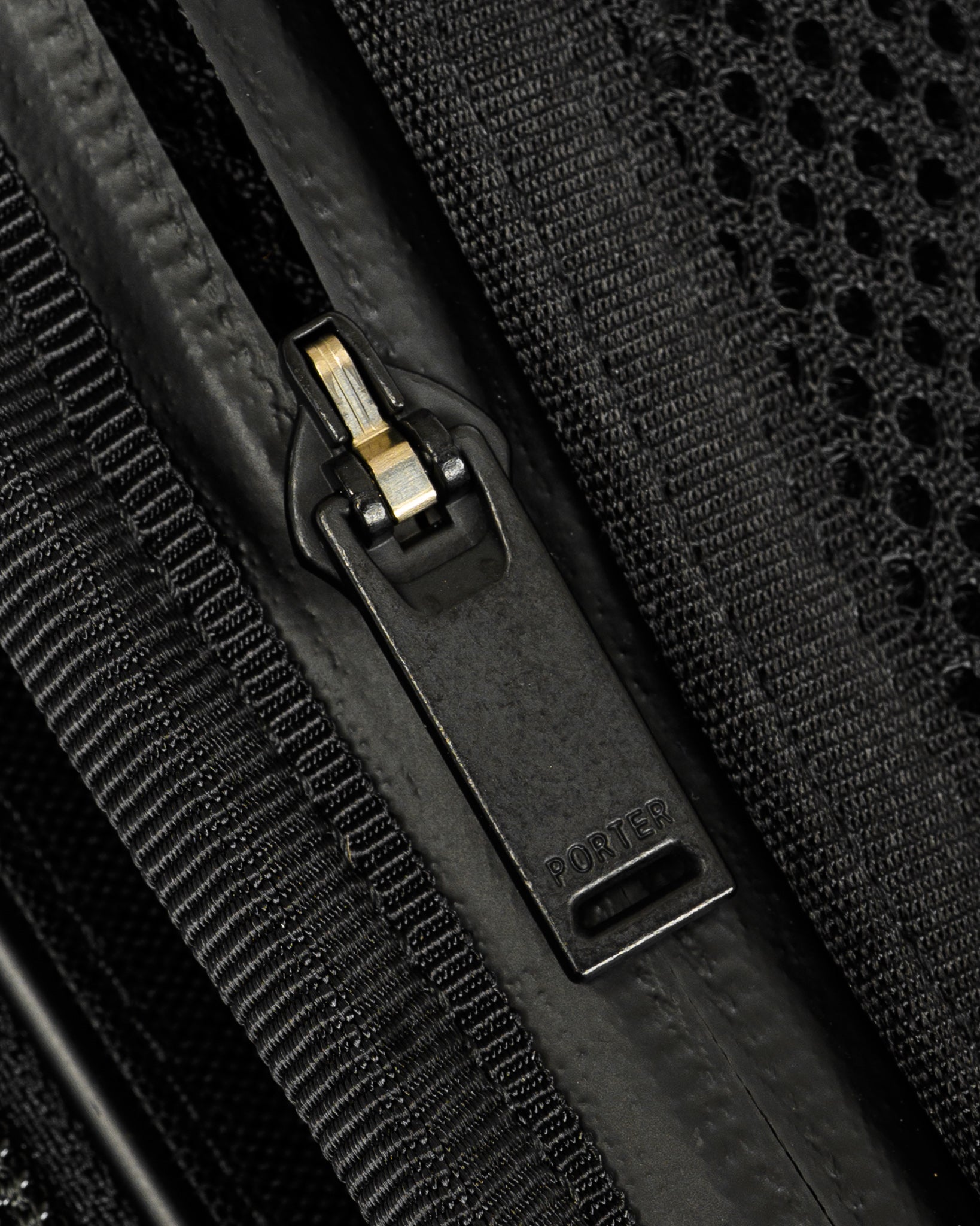 Porter - Yoshida & Co. - Hybrid Sling Shoulder Bag - Black – Iron