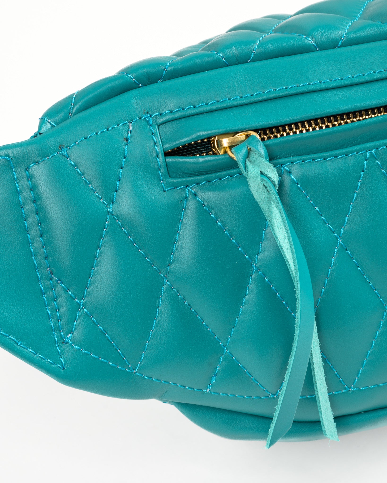 Iron Heart Diamond Stitched Leather Waist Bag Blue