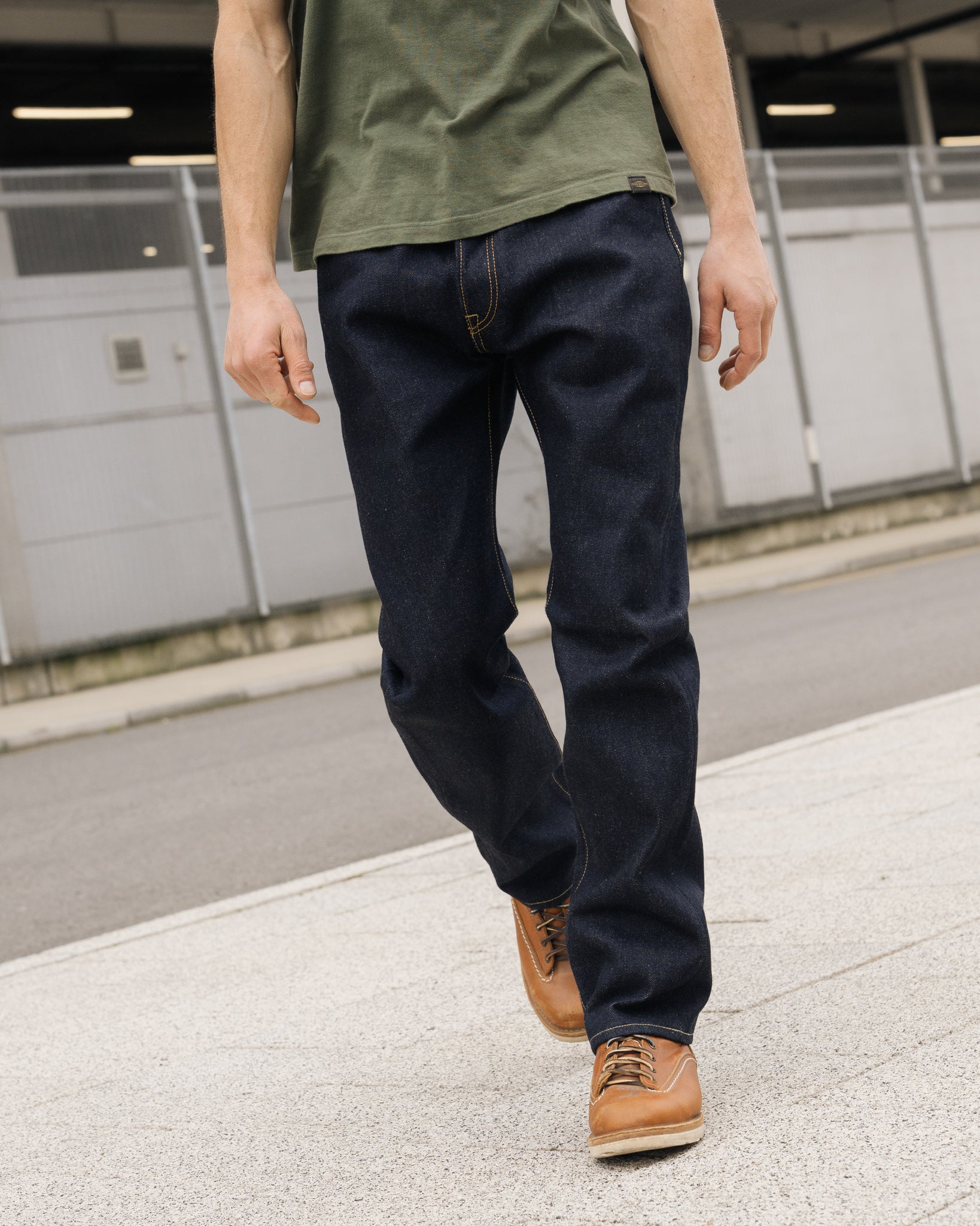 Iron Heart 21/23oz Ultra Heavy Raw Selvedge Denim Medium/High Rise