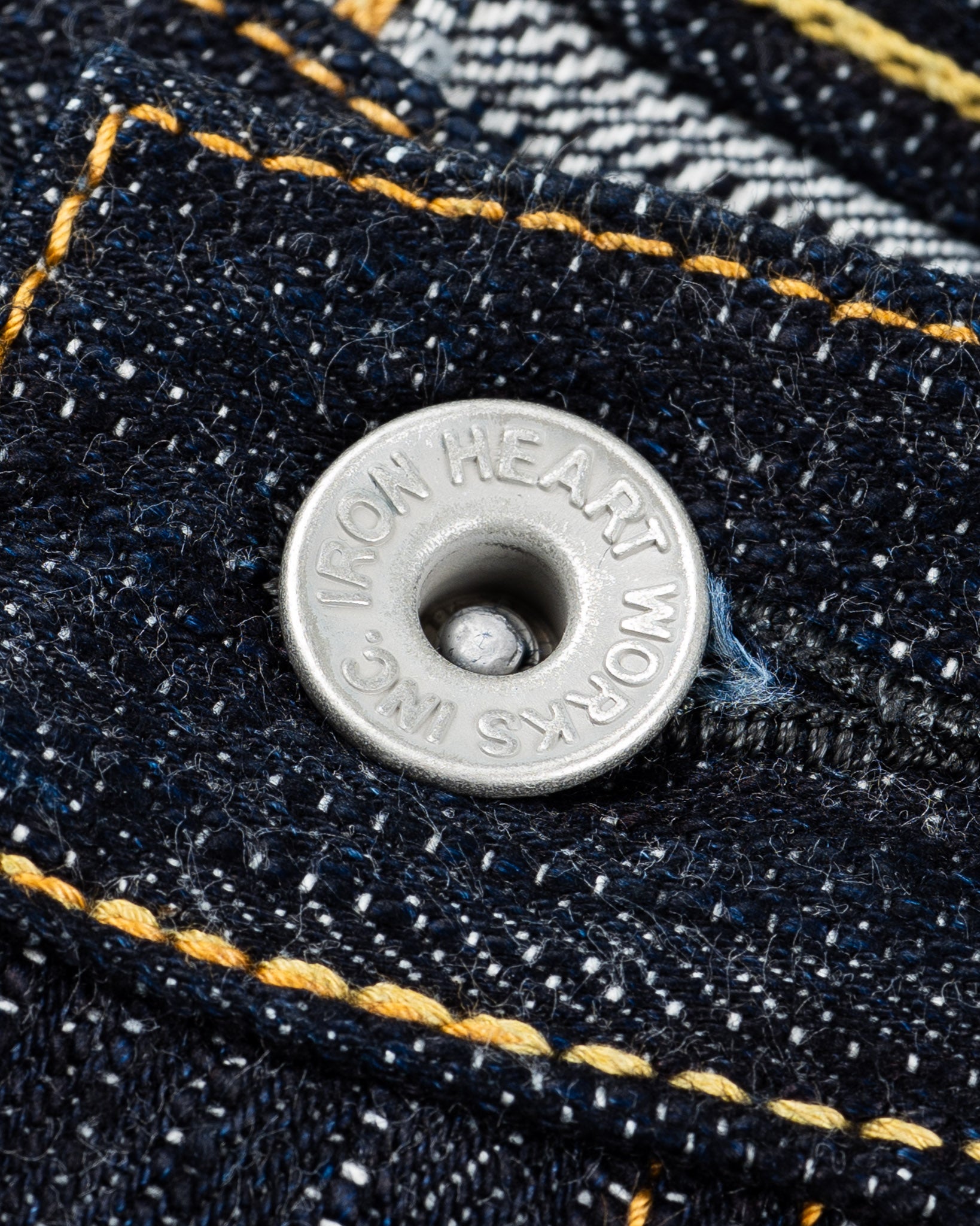 アイアンハート　IRON HEART 16oz 666S-16 Iron Heart 16oz Slubby Selvedge Denim Slim Straight Cut Jeans - Indigo