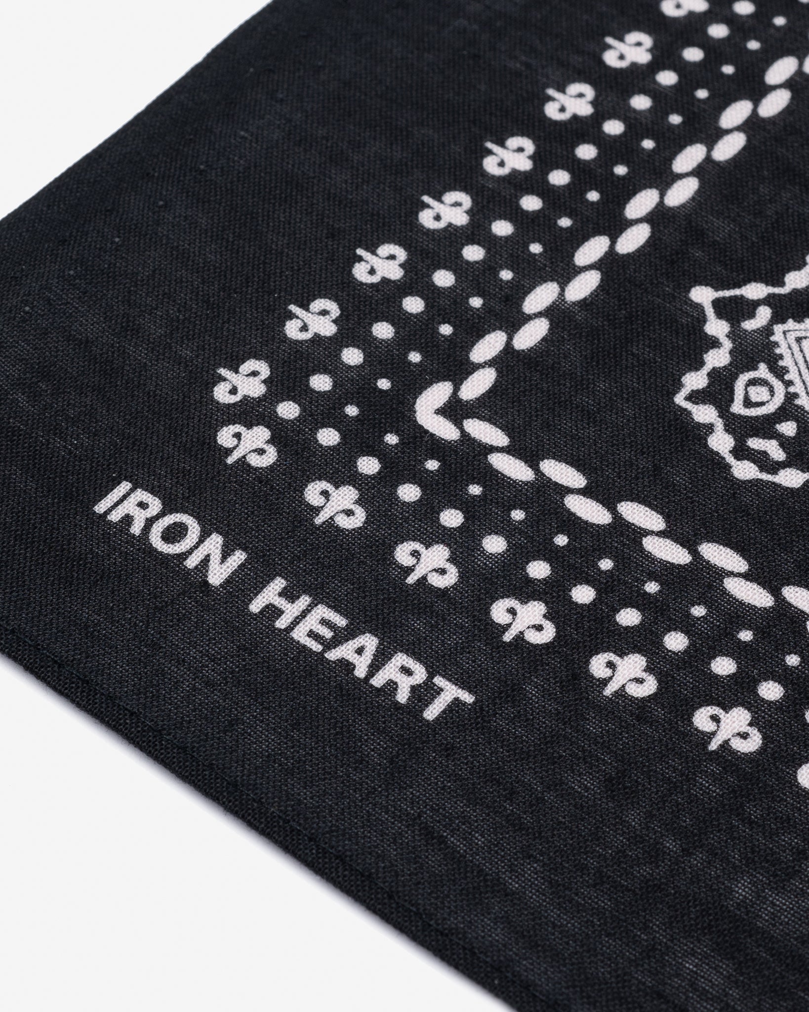 今市隆二 RILY Heart Logo Bandana 今市隆二RILY Heart Logo Game Bag