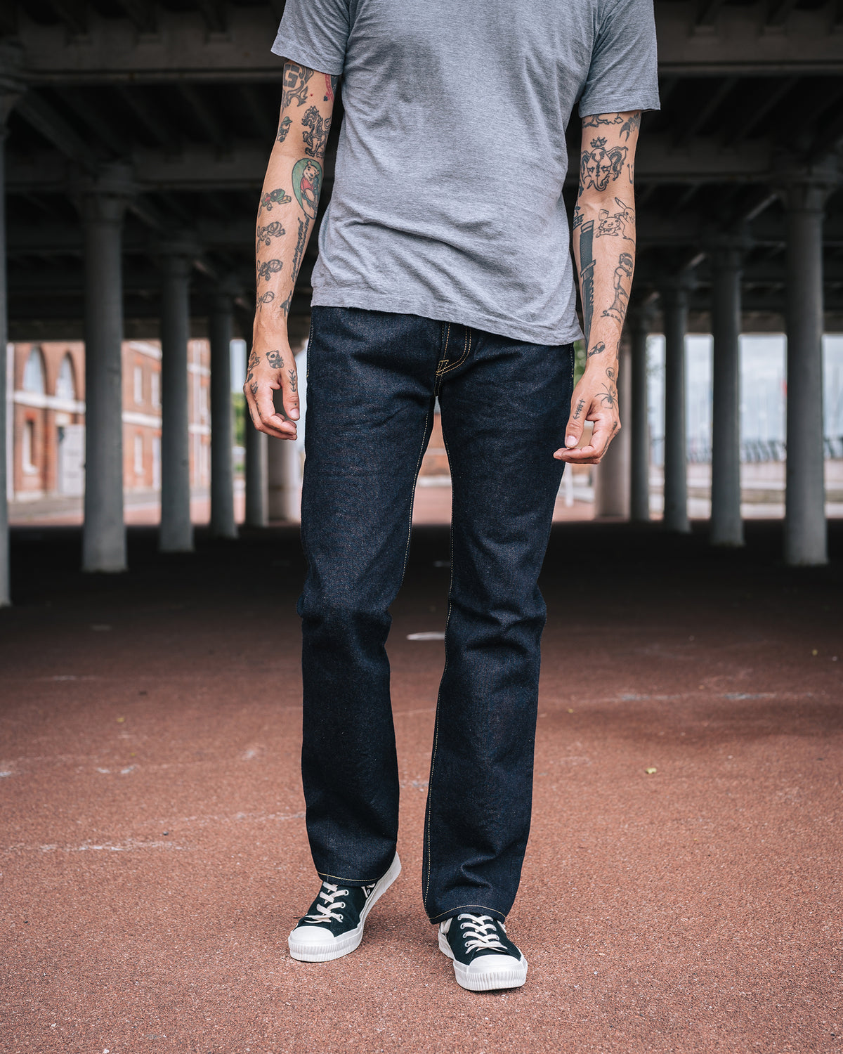 Iron Heart 19oz Left Hand Twill Selvedge Denim Slim Straight Cut