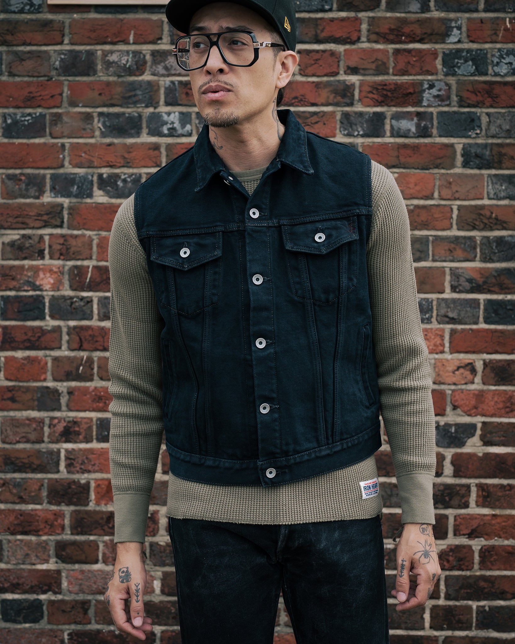 IRON HEART ブラック ベスト 40 Iron Heart Japanese 21oz Selvedge Denim Modified Type III Vest