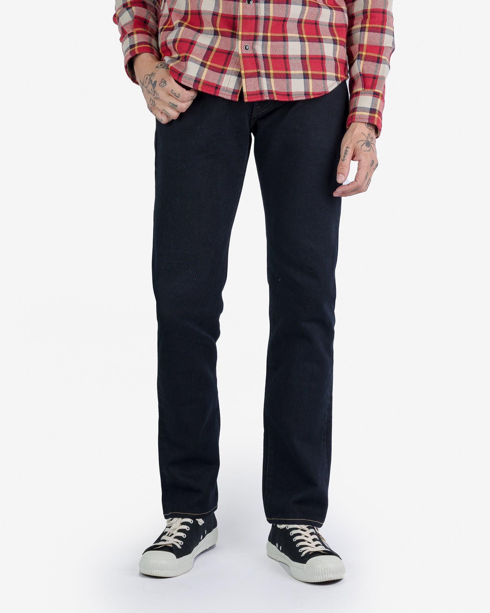 14oz Broken Twill Selvedge Denim Slim Tapered Cut Jeans - Indigo Overdyed Black